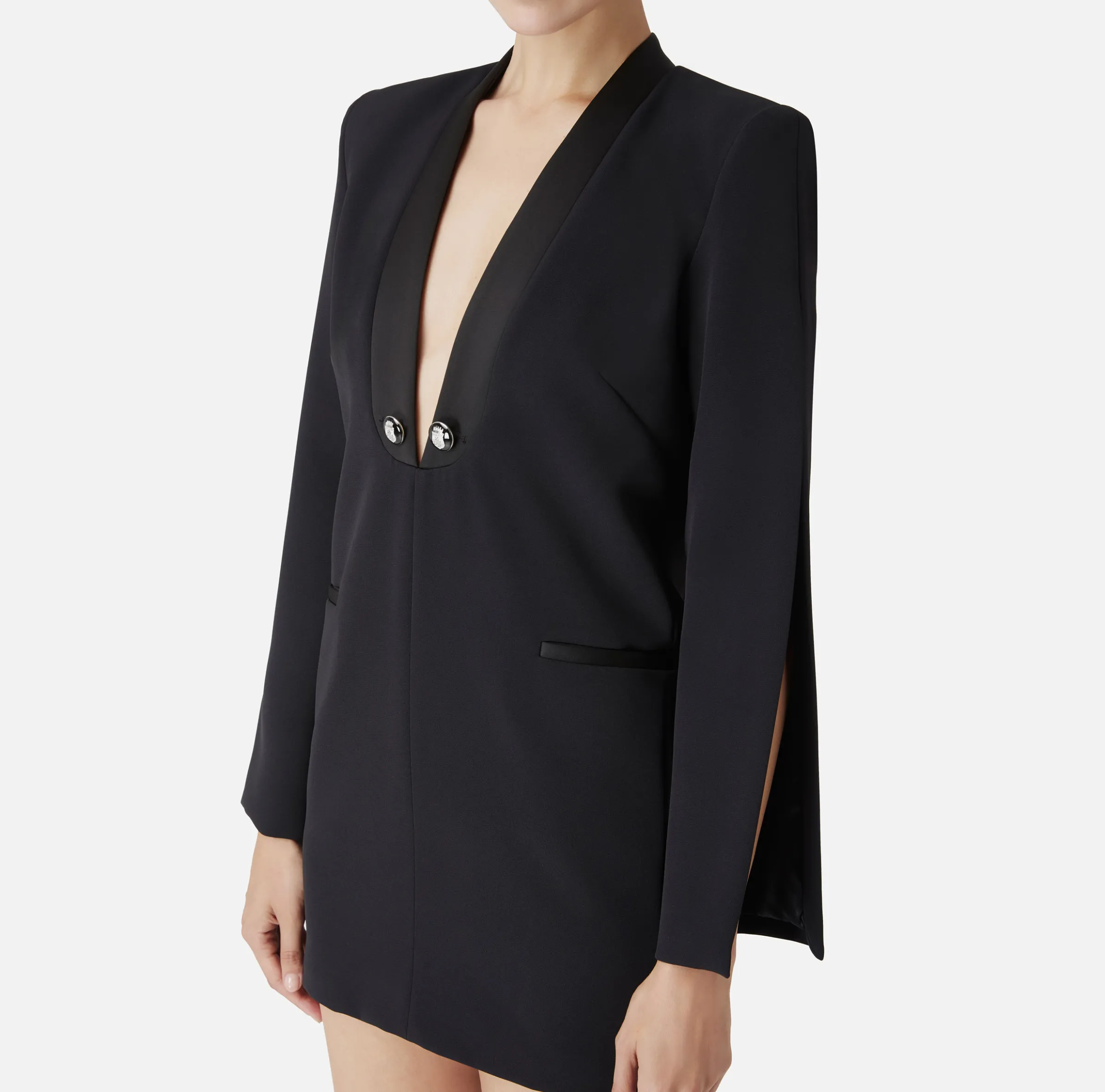 Abito boxy in crêpe con revers in raso