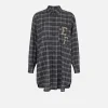 Abito camicia in lana tartan con patch ricamato