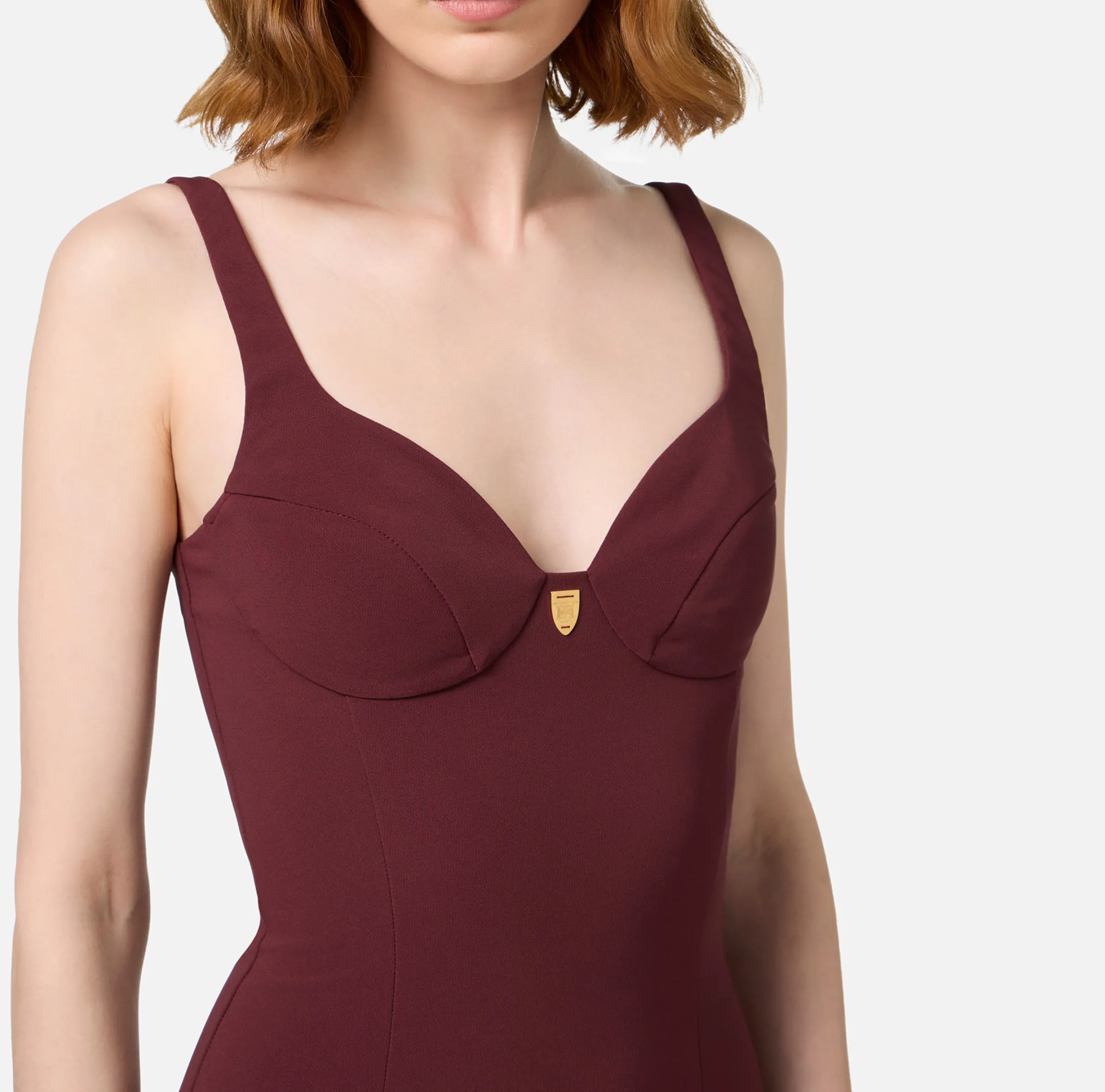 Abito midi in crêpe stretch taglio coppe