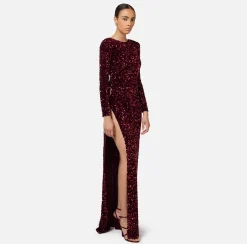 Abito red carpet in ciniglia ricamata con pailettes