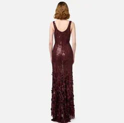Abito red carpet in georgette ricamata con paillettes
