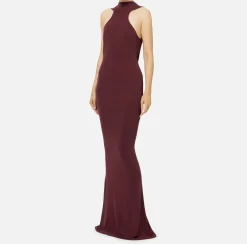 Abito red carpet in jersey con collana sulla schiena