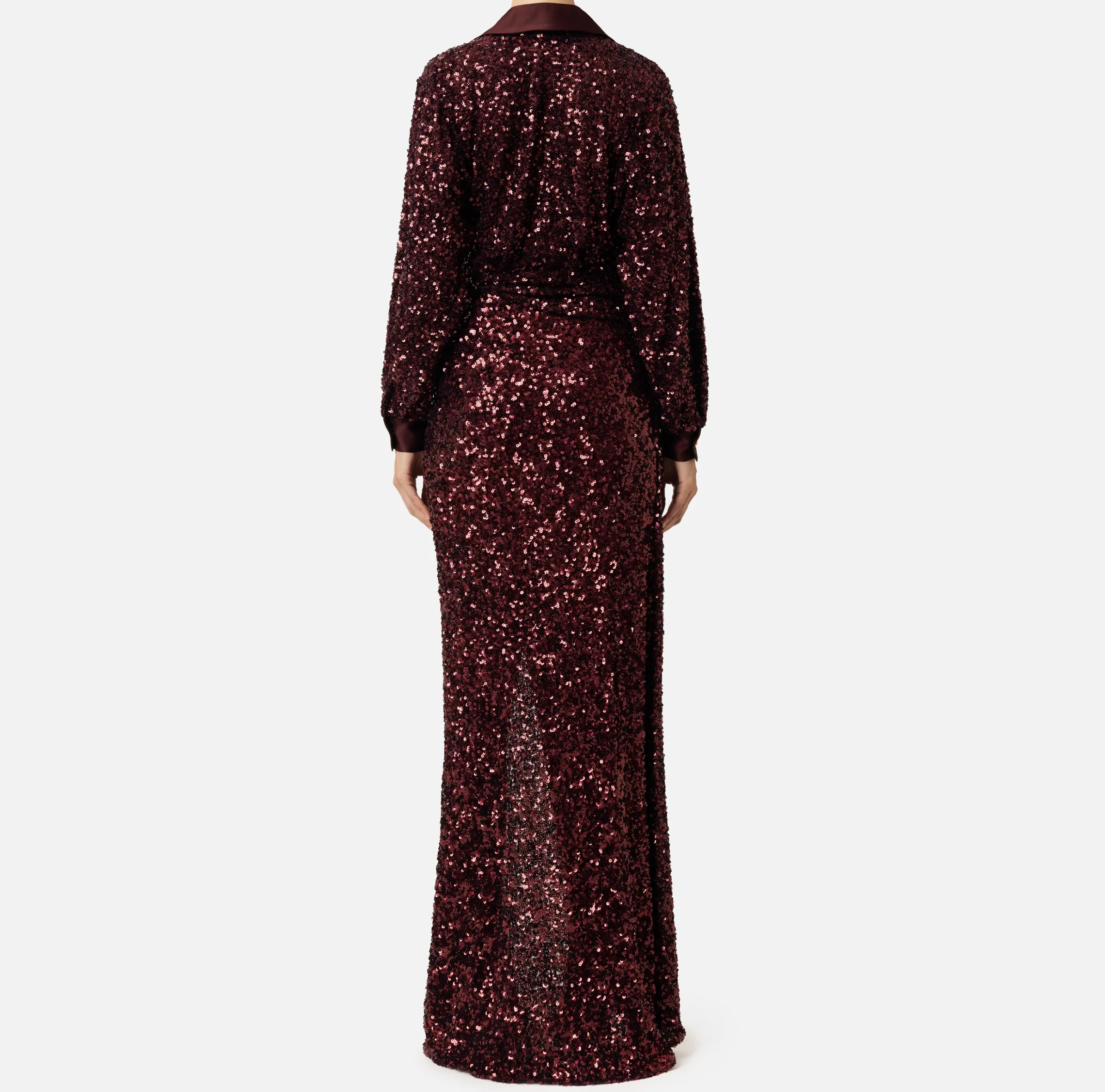 Abito red carpet in paillettes con inserti in raso
