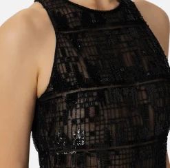 Abito red carpet in tulle ricamato con paillettes pixel