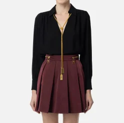 Blusa in georgette con charms collana