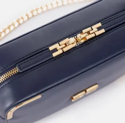 Borsa a tracolla in materiale effetto pelle con angoli in metallo