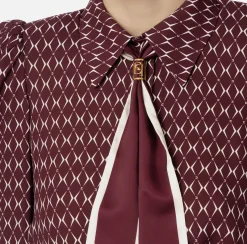 Camicia cropped in georgette stampa rombo con foulard
