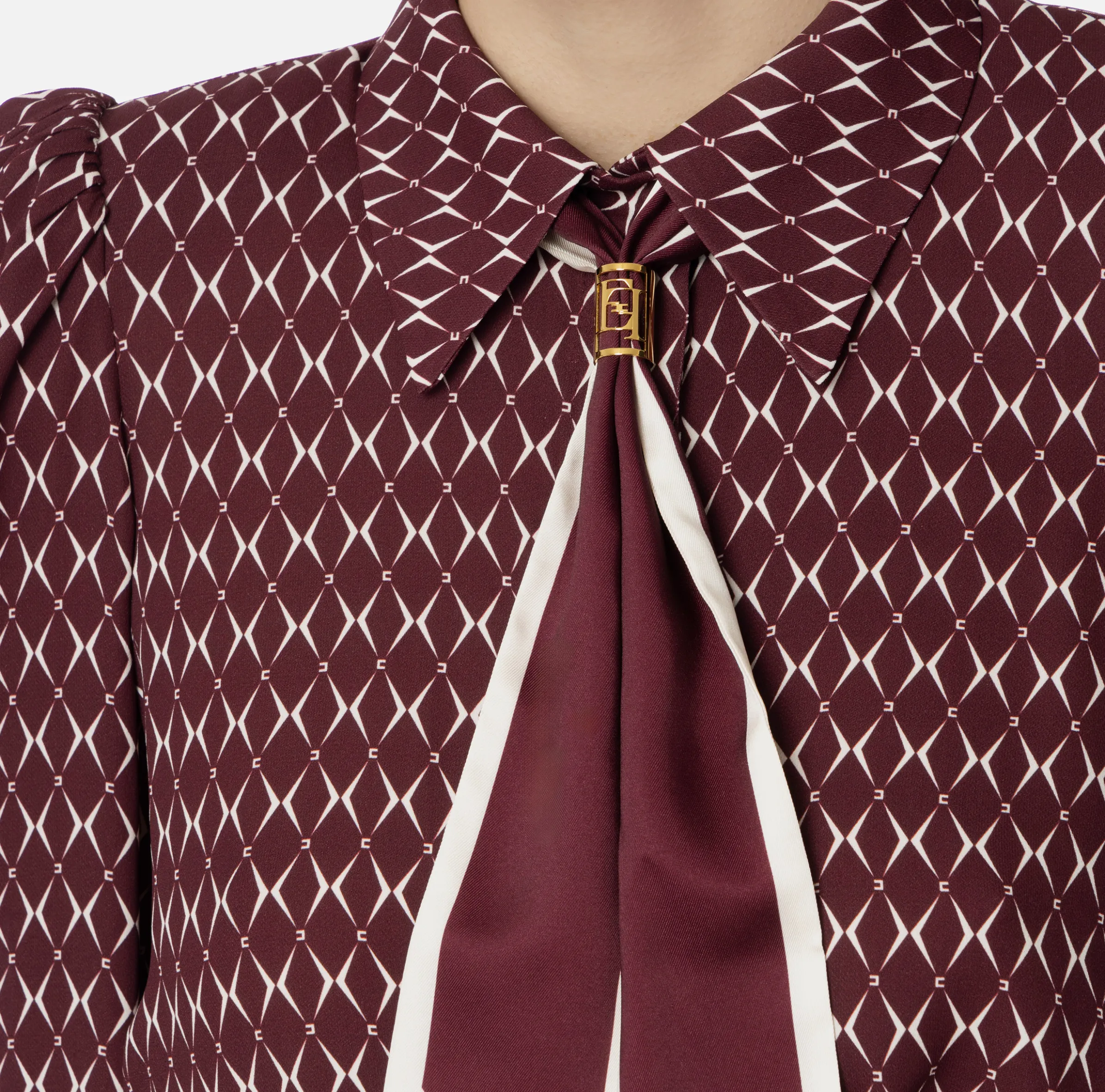 Camicia cropped in georgette stampa rombo con foulard