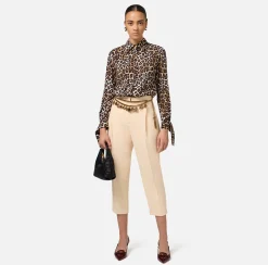 Camicia in georgette animalier con polsi a nastro