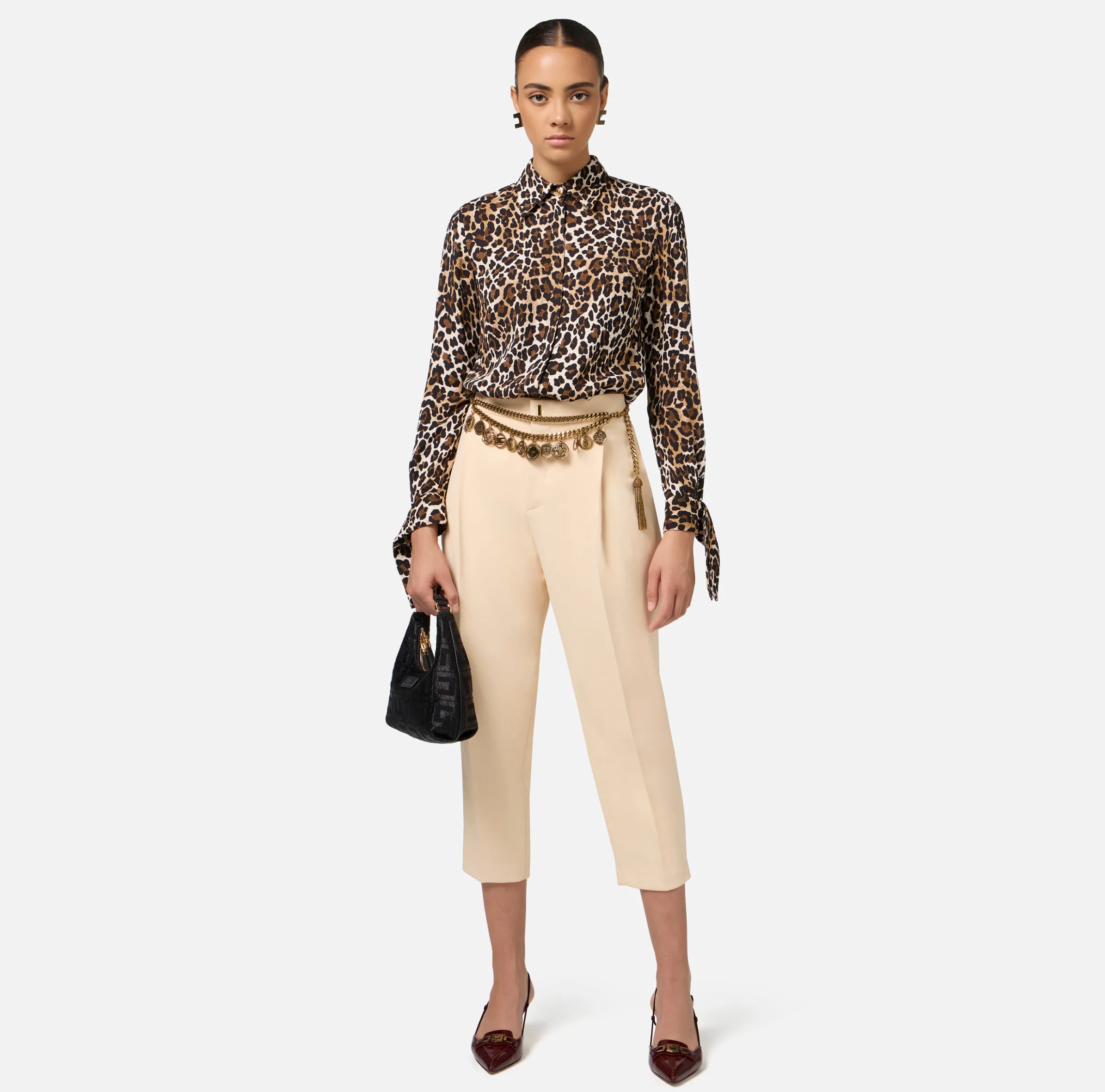 Camicia in georgette animalier con polsi a nastro