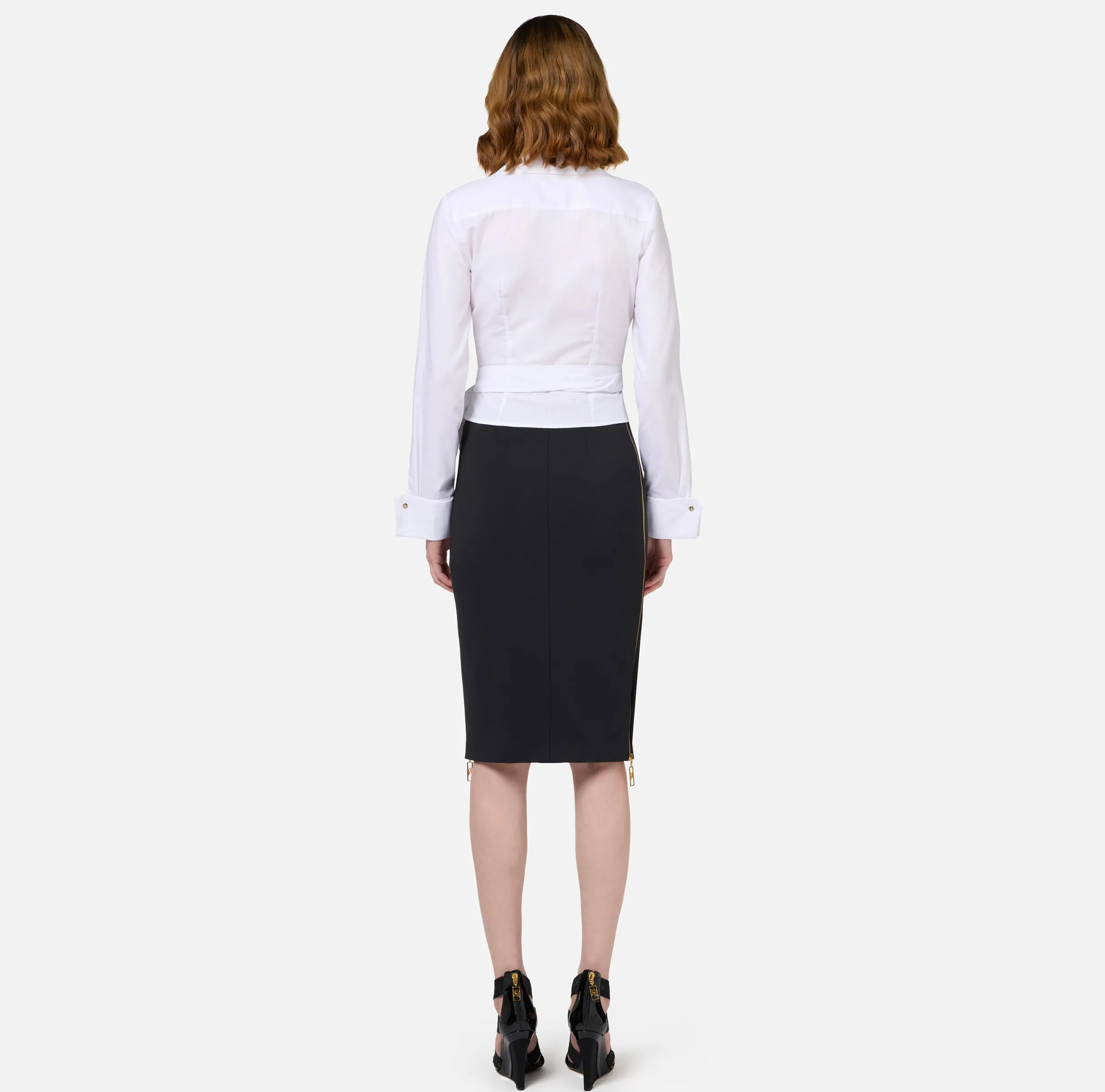 Camicia in popeline con fusciacca ricamata