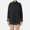 Camicia in popeline con logo sui polsi