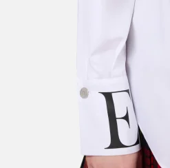 Camicia in popeline con logo sui polsi