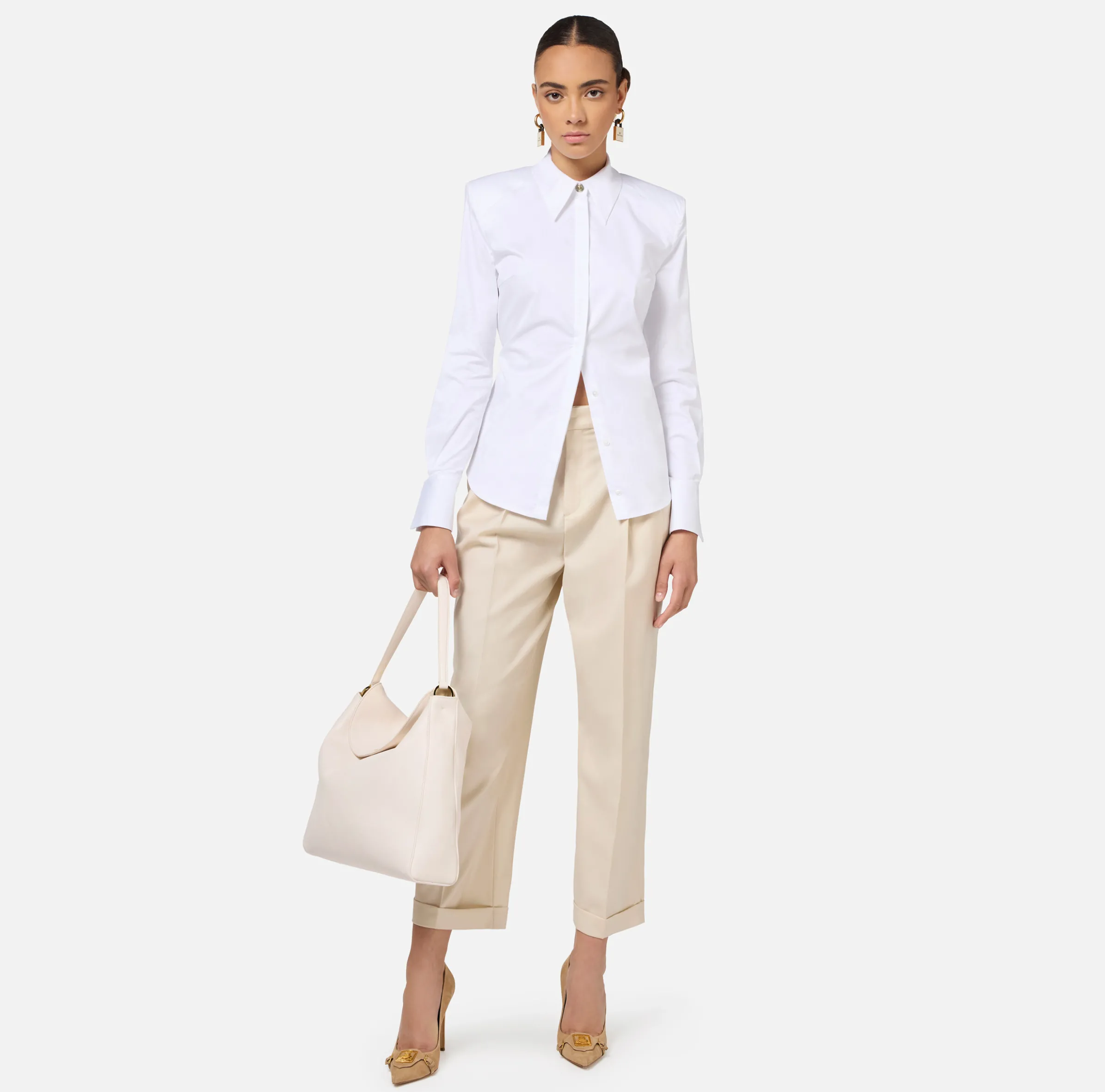 Camicia in popeline con spalle strutturate