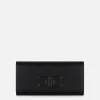 Clutch baguette in nappa con logo embossed