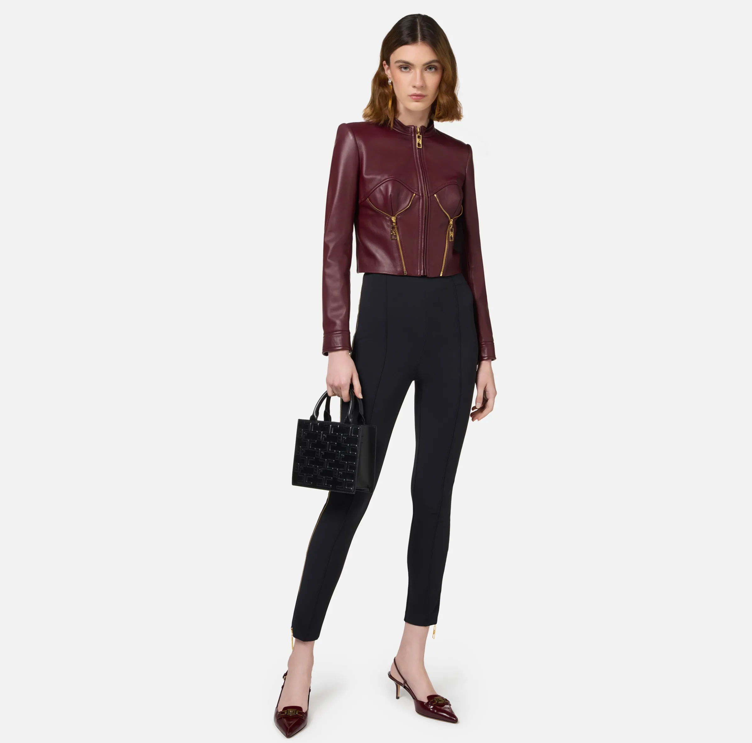 Giacca biker in pelle con coppe