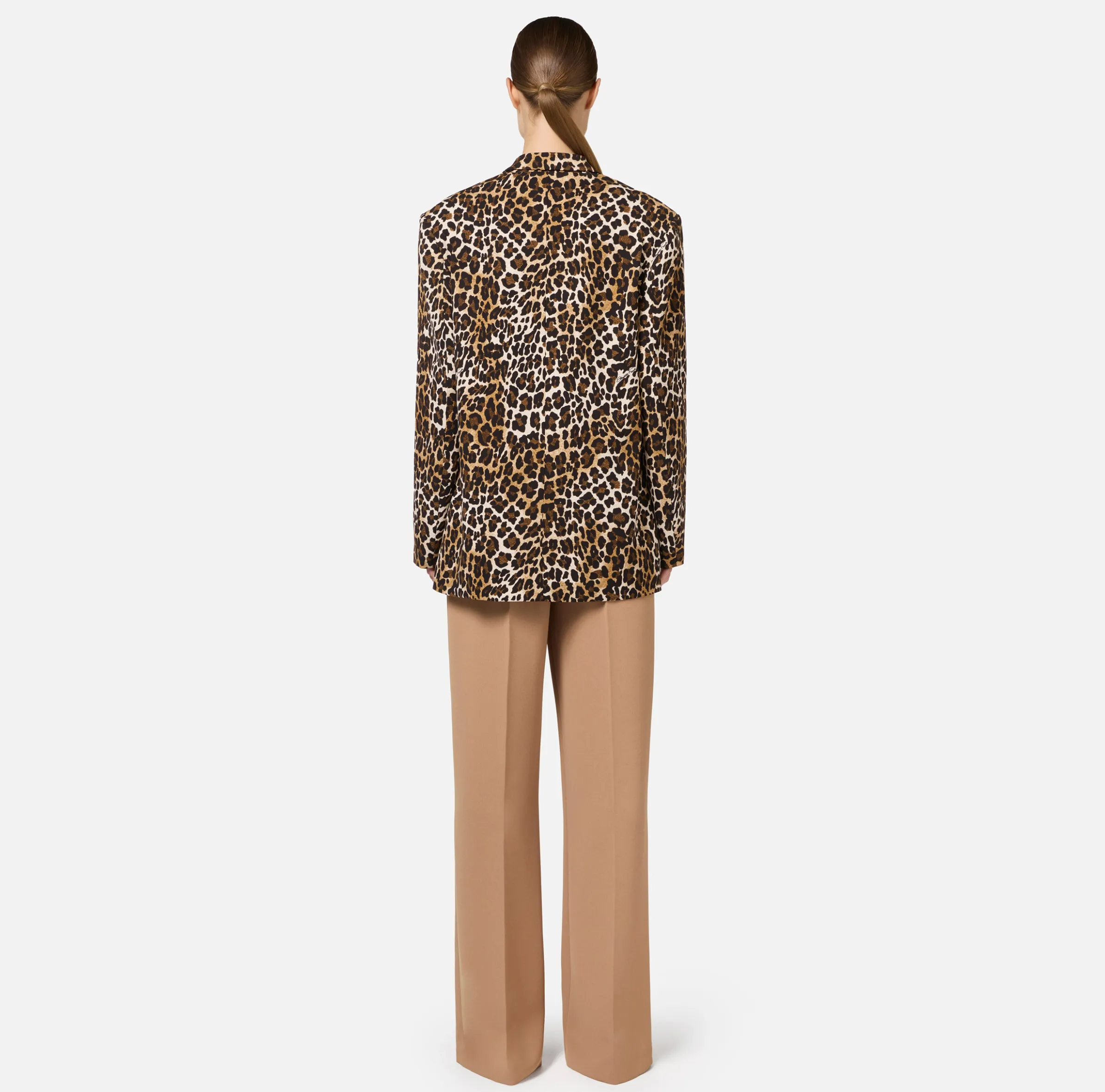 Giacca doppiopetto in crêpe animalier