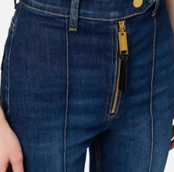 Jeans a zampa in cotone stretch con nervature