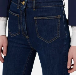 Jeans dritto in cotone stretch con placche logo