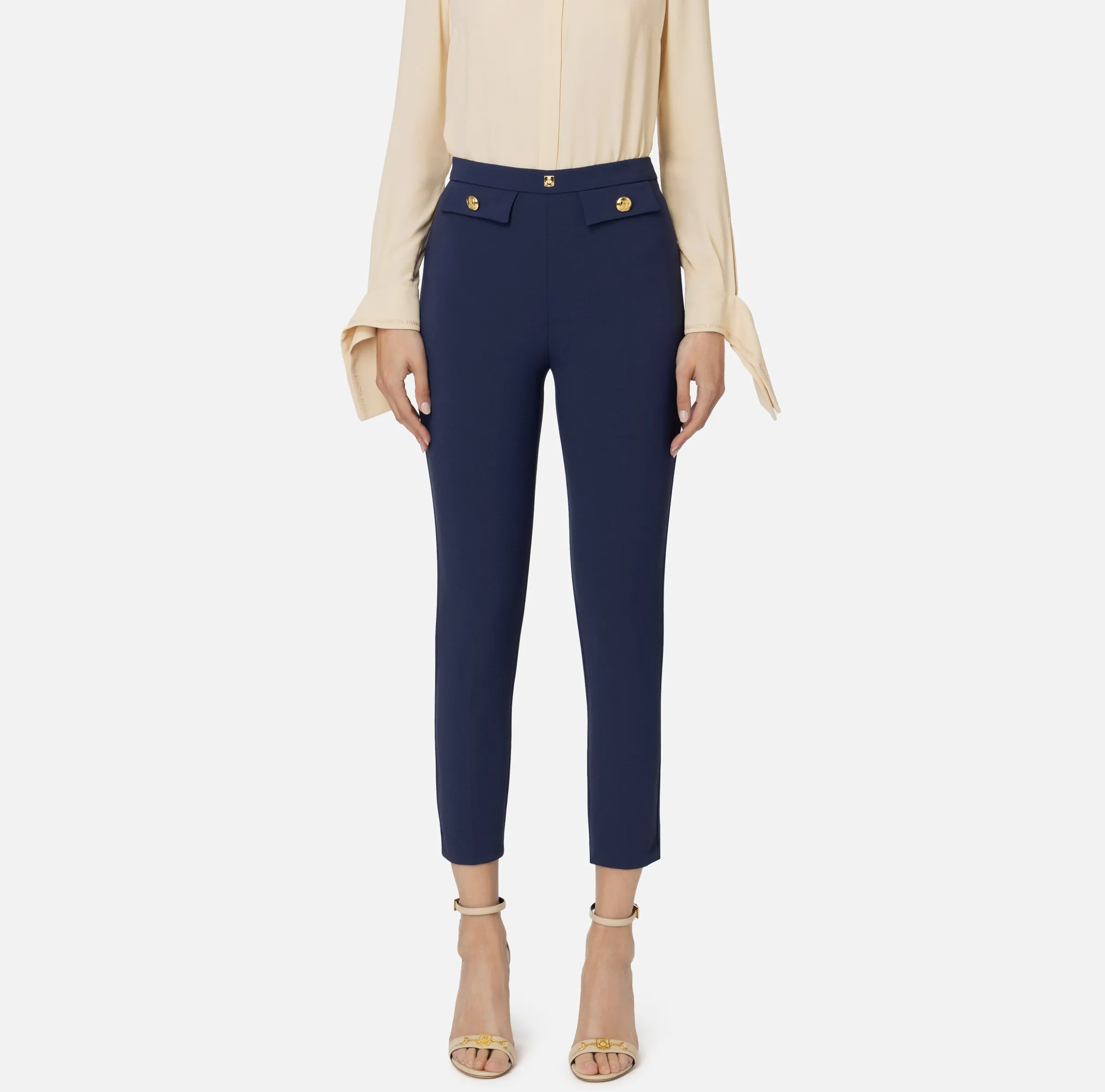 Pantalone dritto in crêpe stretch con rivetto logo