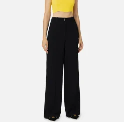 Pantalone dritto in crêpe fermo con placca logo