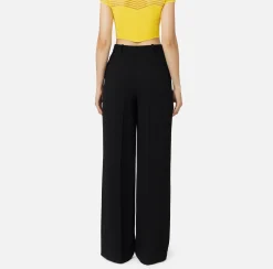 Pantalone dritto in crêpe fermo con placca logo