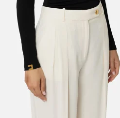 Pantalone dritto in satin con doppie pinces