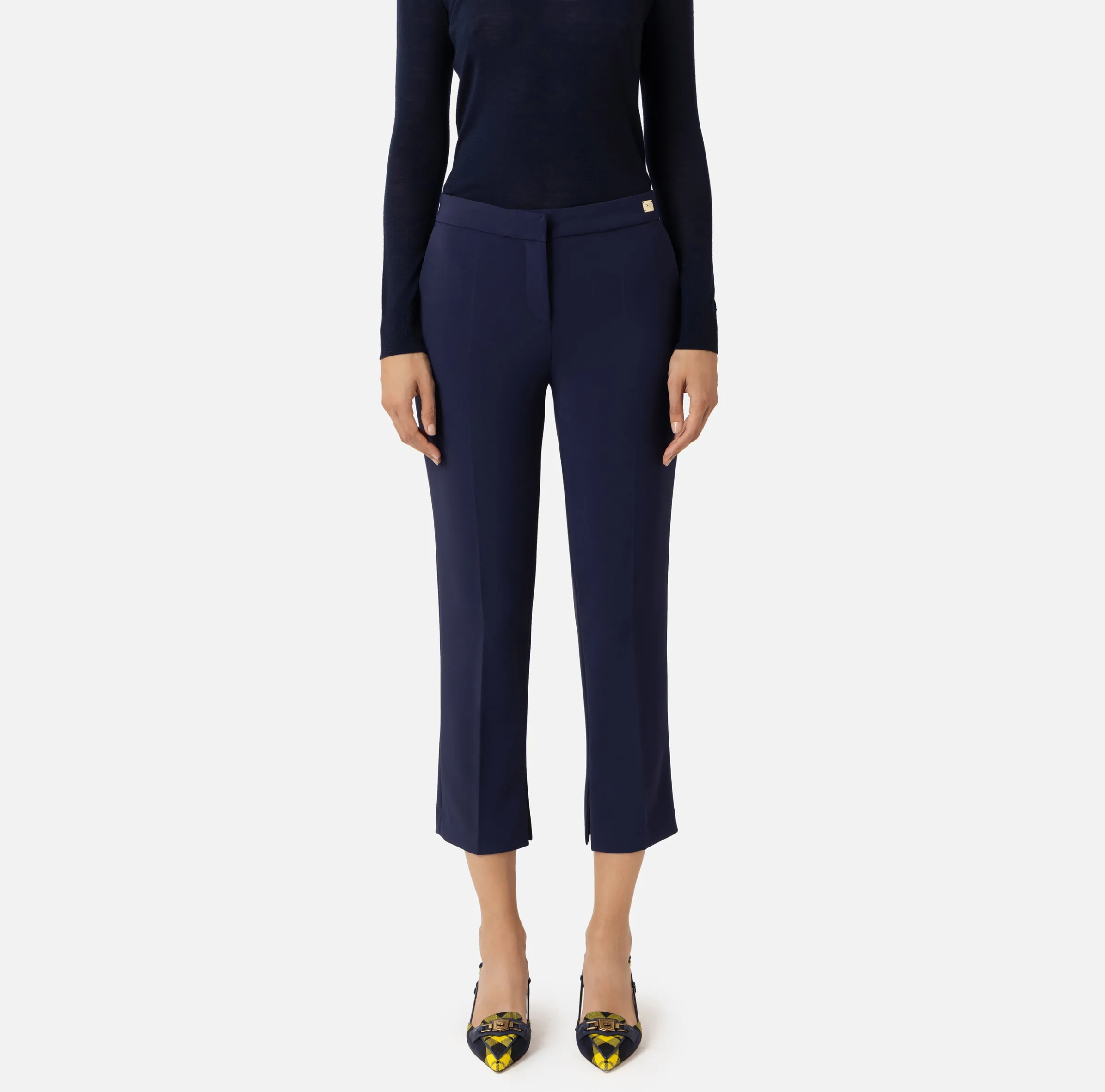 Pantalone in crêpe con spacchetti