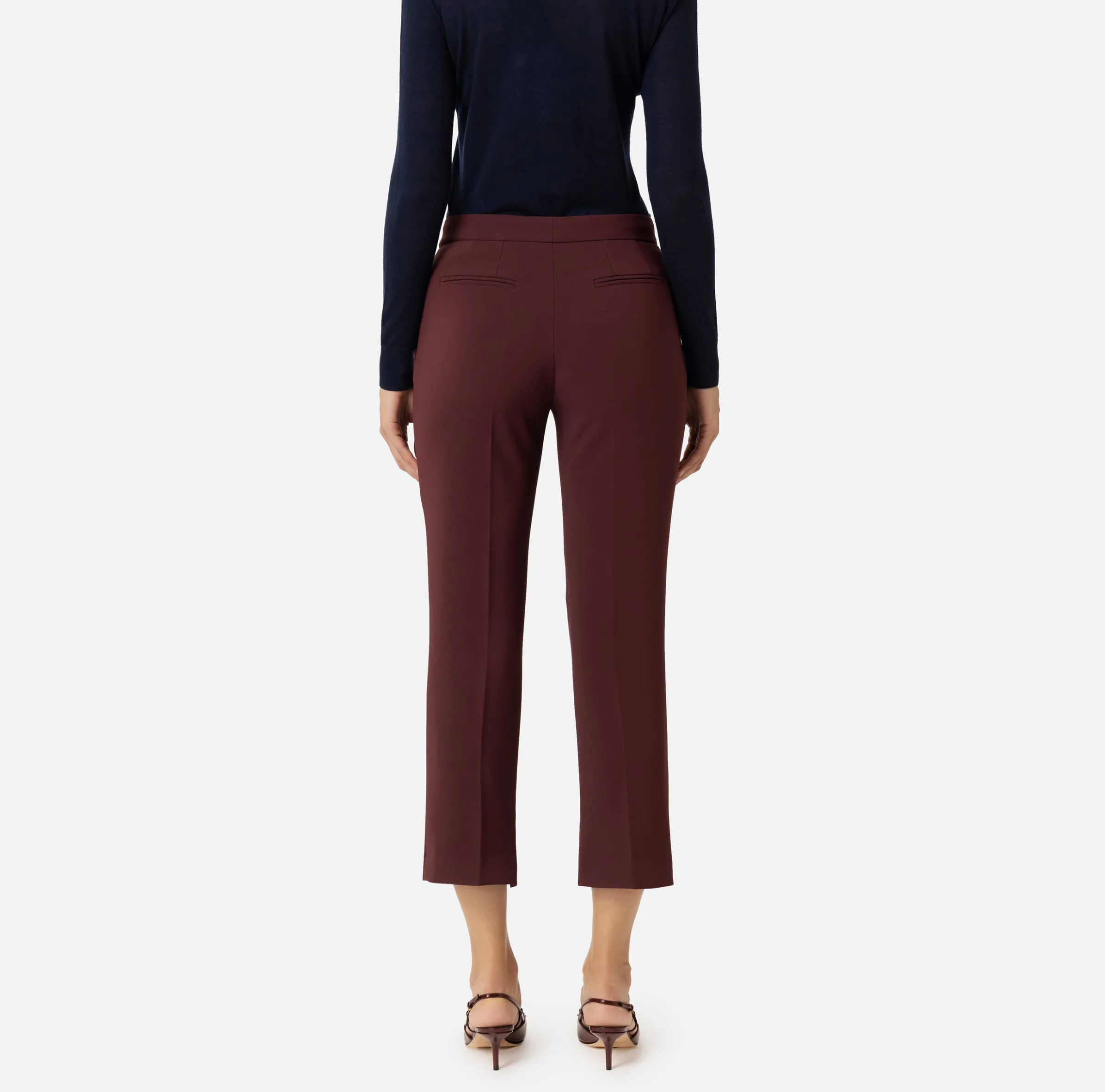 Pantalone in crêpe con spacchetti