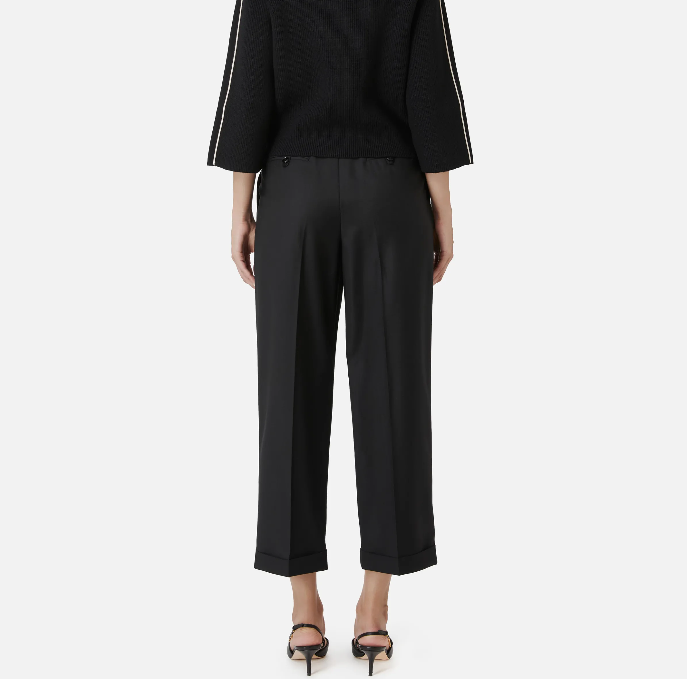 Pantalone in fresco lana con pinces e risvolto
