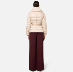 Piumino corto in nylon con ampio collo