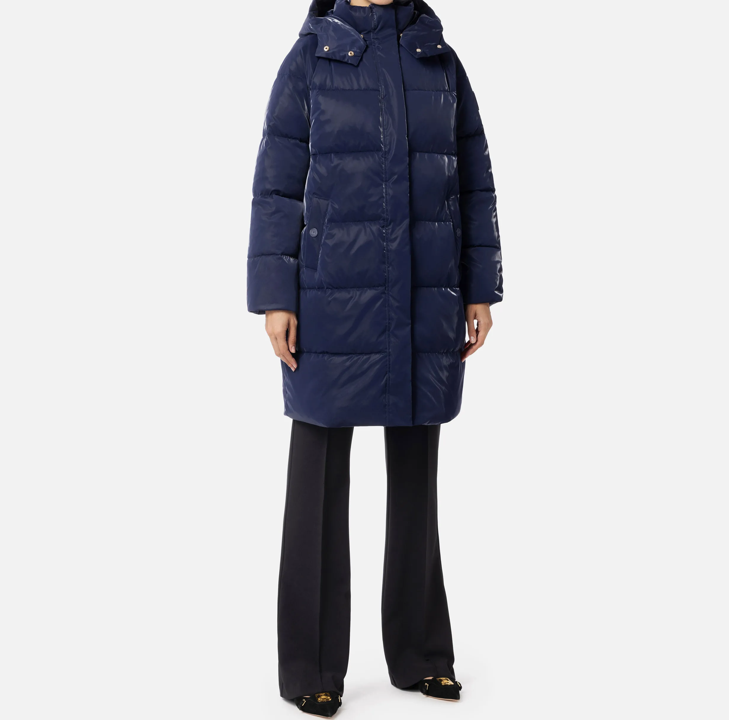 Piumino lungo in nylon satin con cappuccio