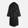 Piumino lungo in nylon satin con ampio collo