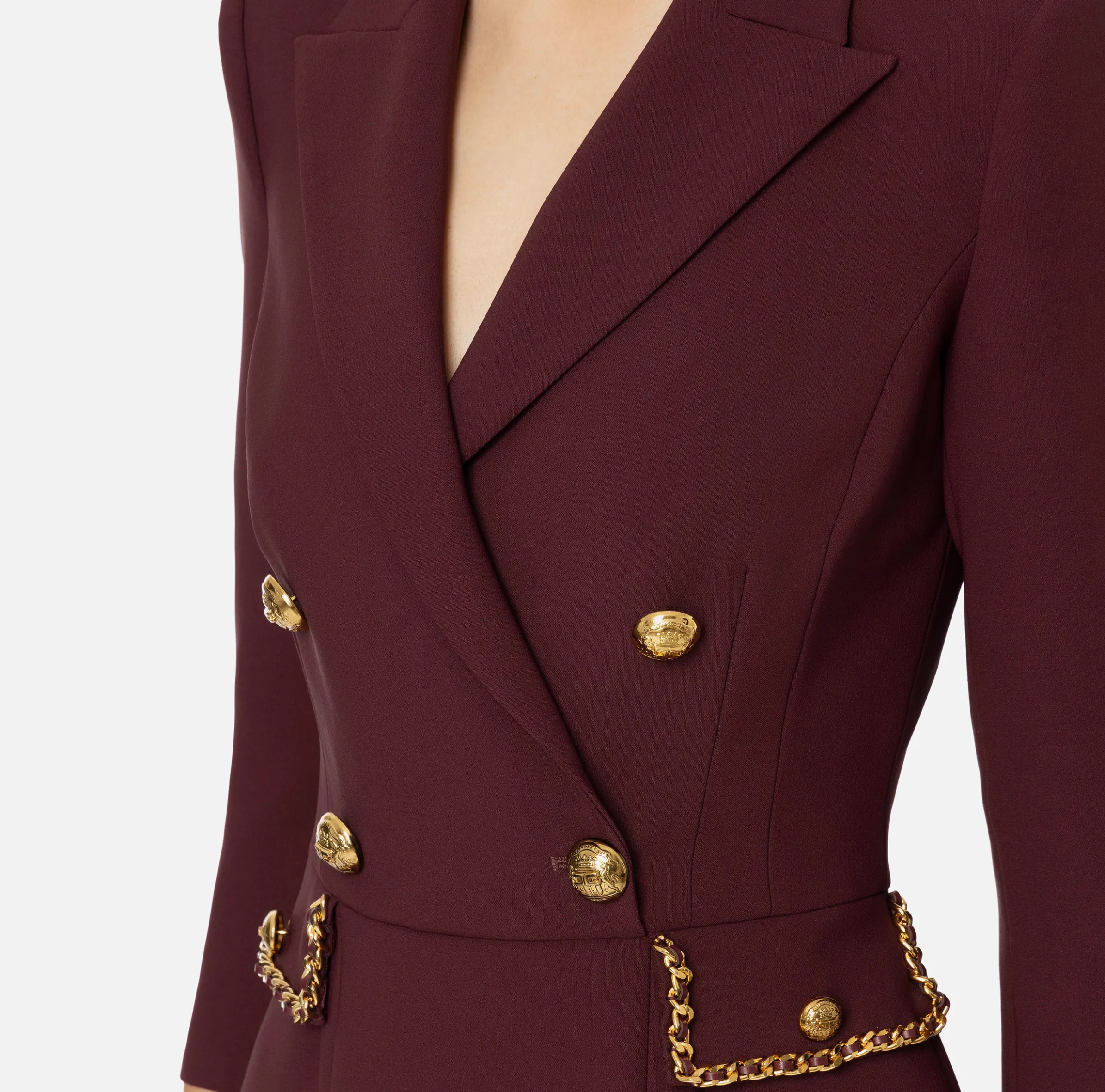 Robe manteau in crêpe con catena groumette