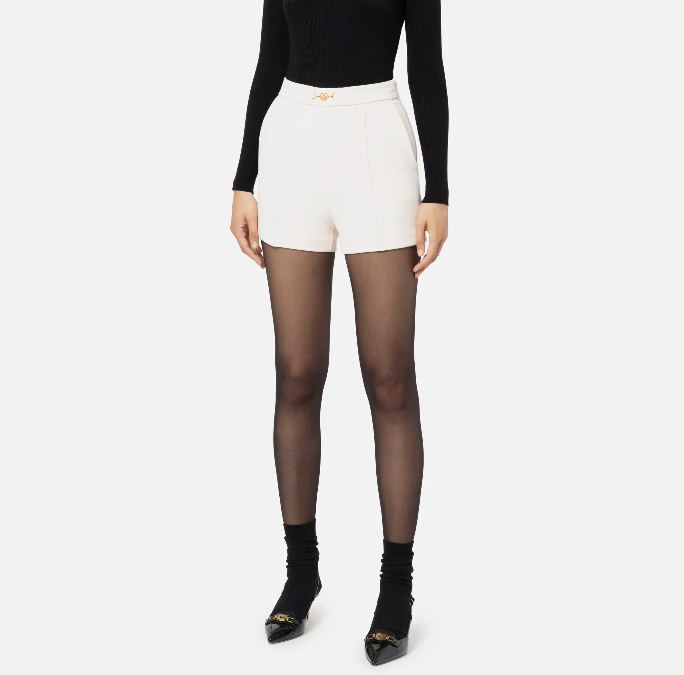 Shorts in crêpe stretch con morsetto