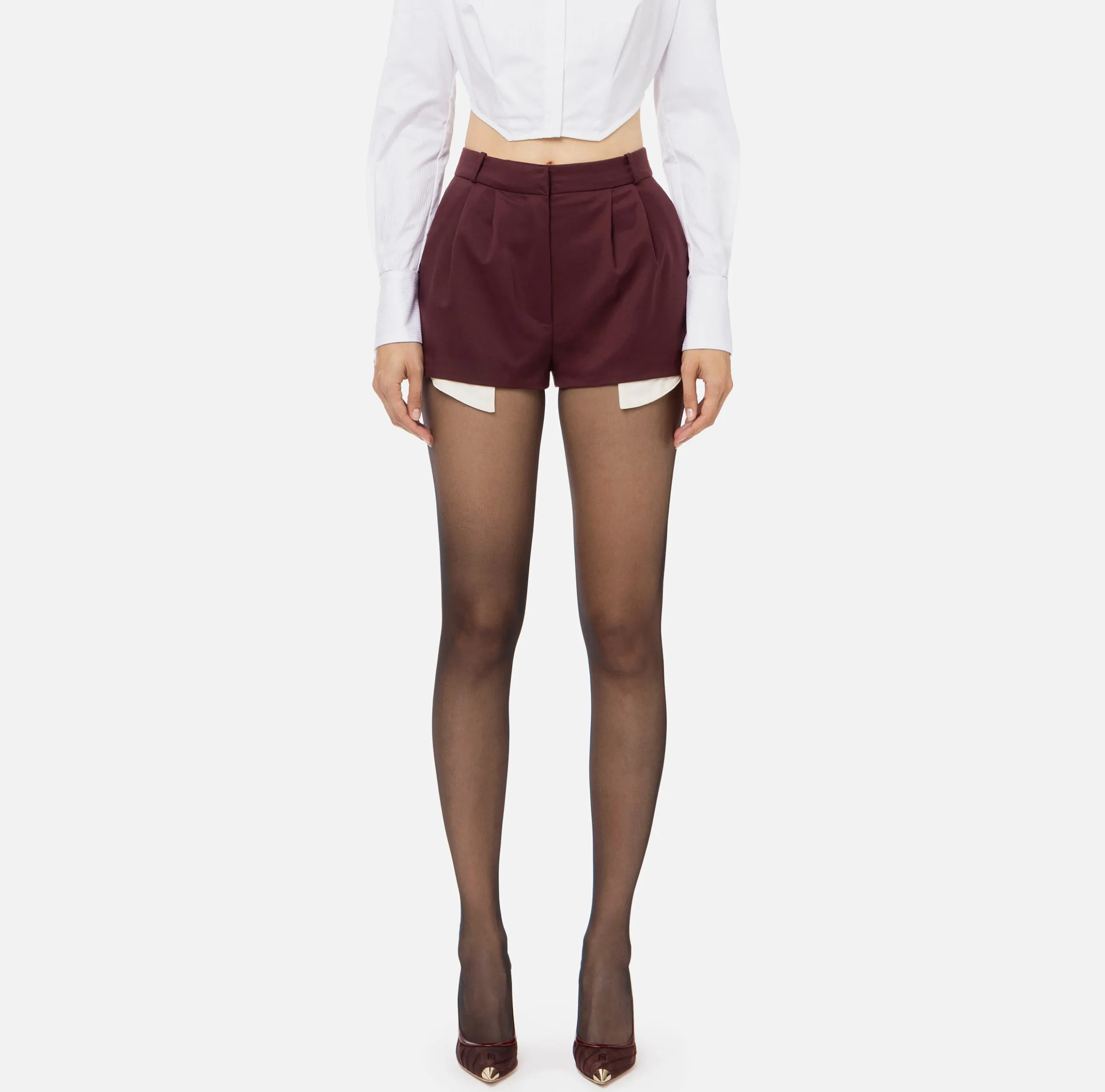 Shorts in fresco di lana con sacco tasche