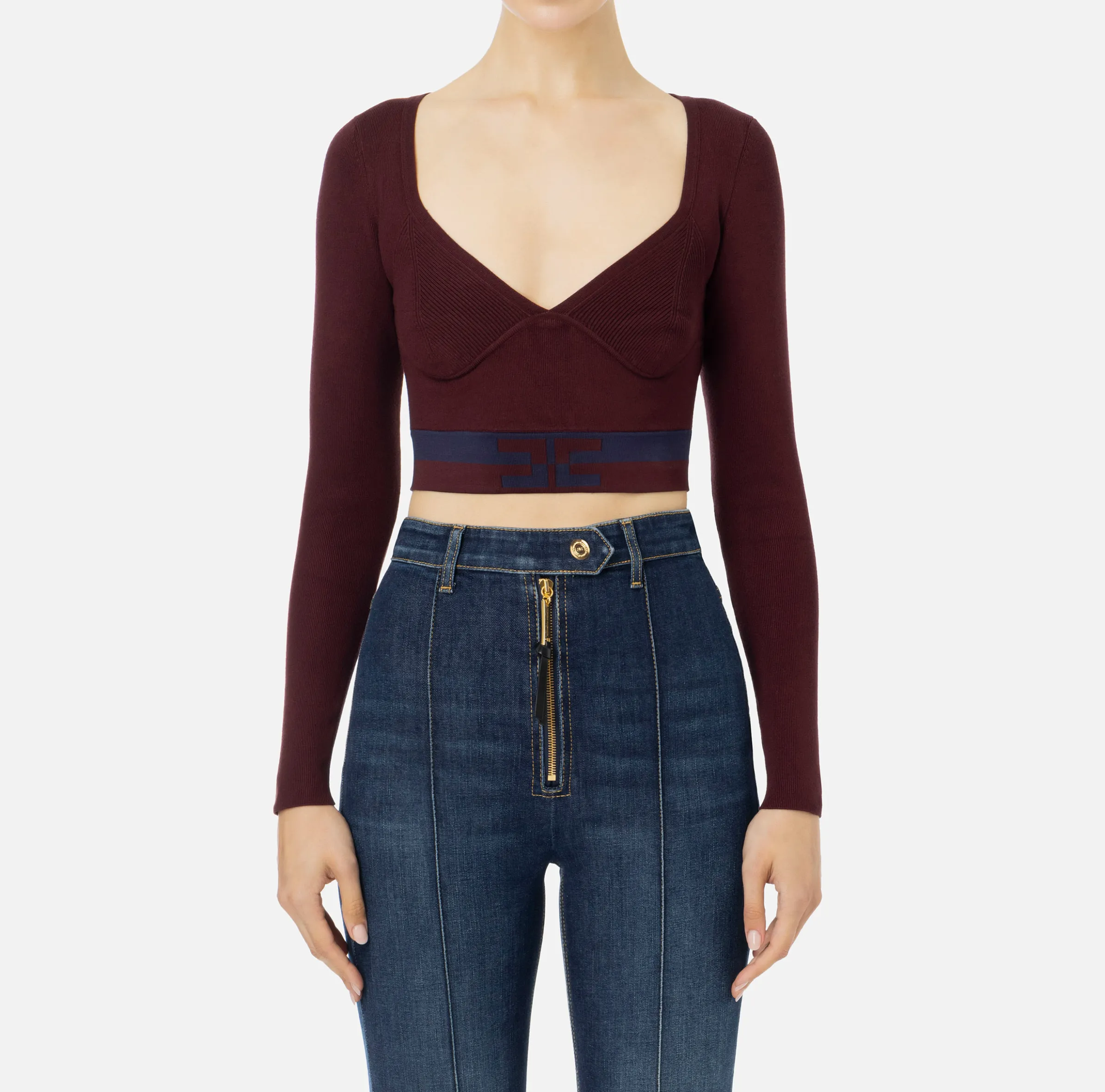 Top cropped in viscosa con bande logo