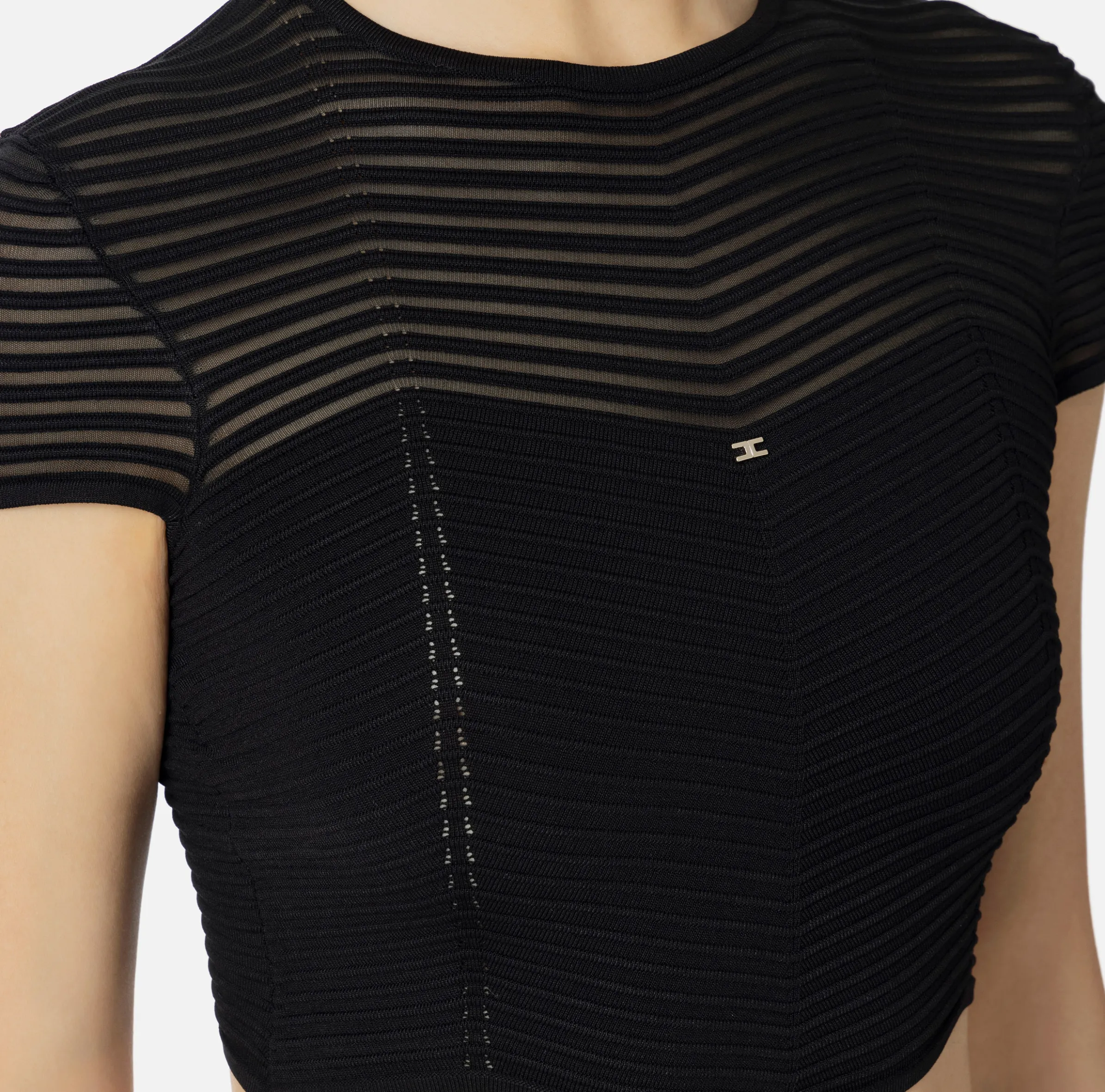 Top cropped in viscosa motivo chevron