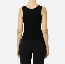 Top in viscosa con bande logate
