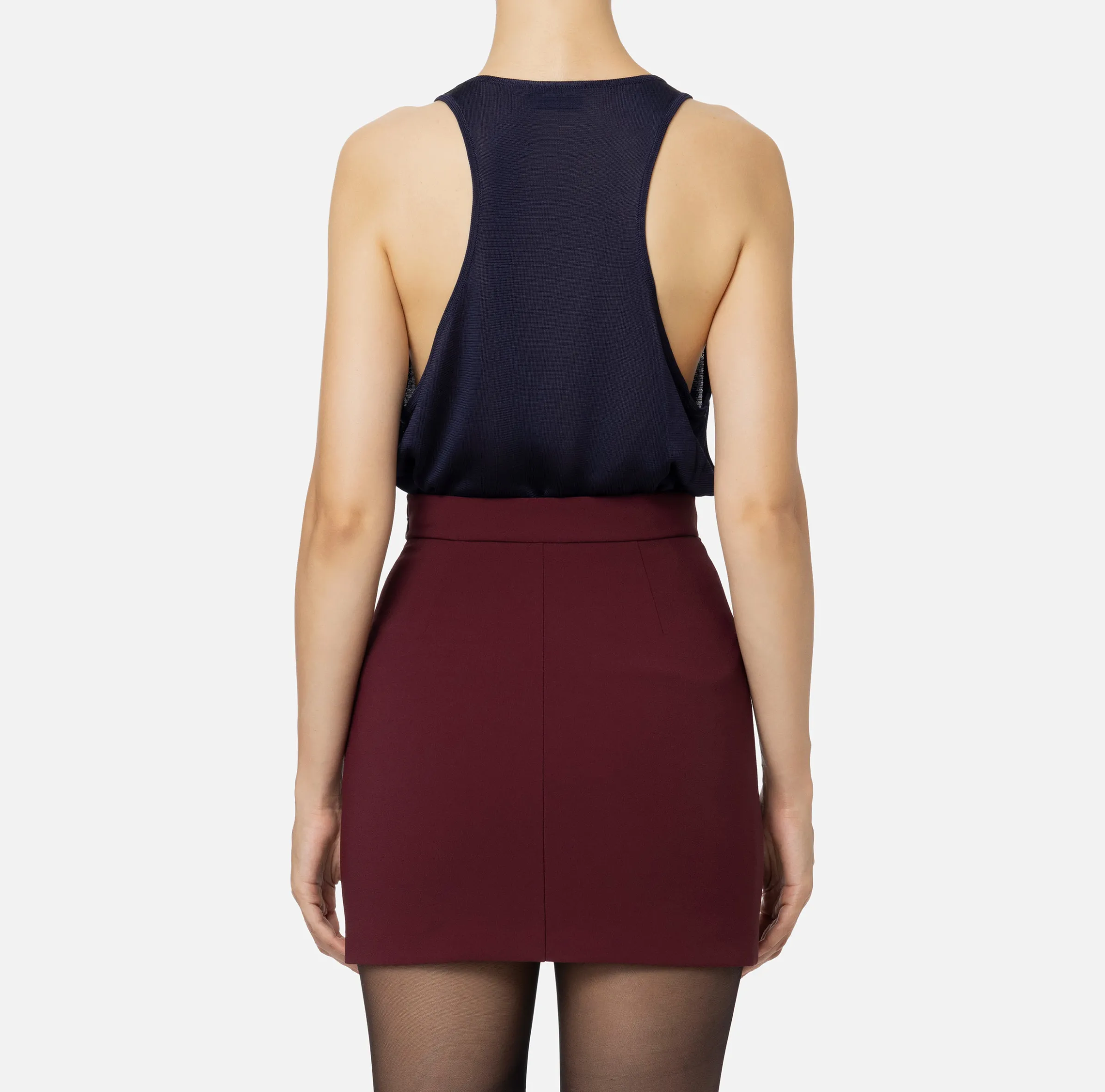 Top in viscosa lucida