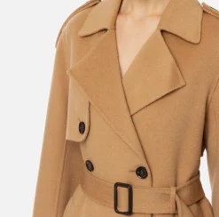 Trench in lana