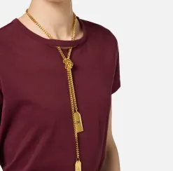 T-shirt in jersey con collana