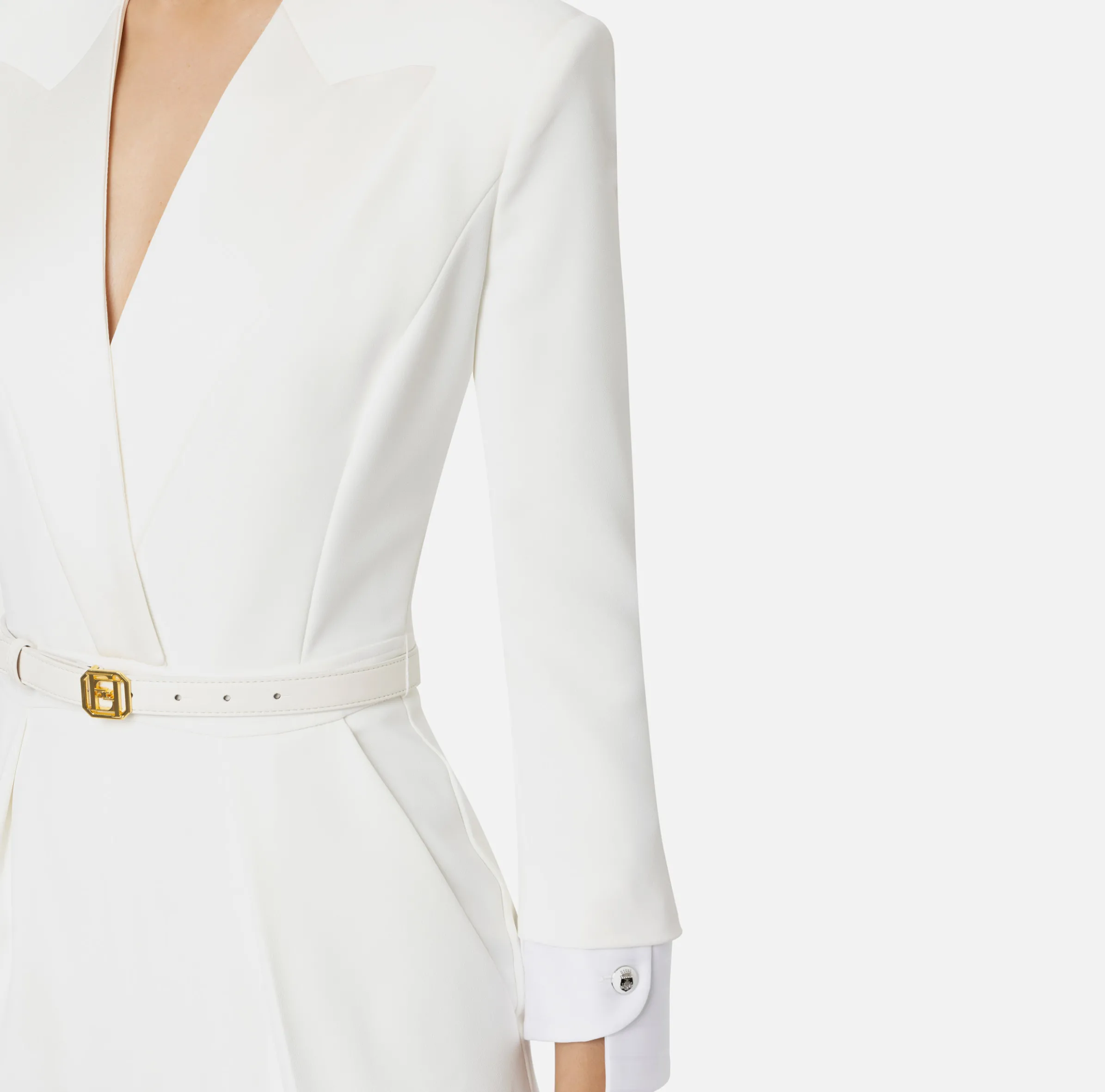 Tuta in crêpe stretch con revers in raso
