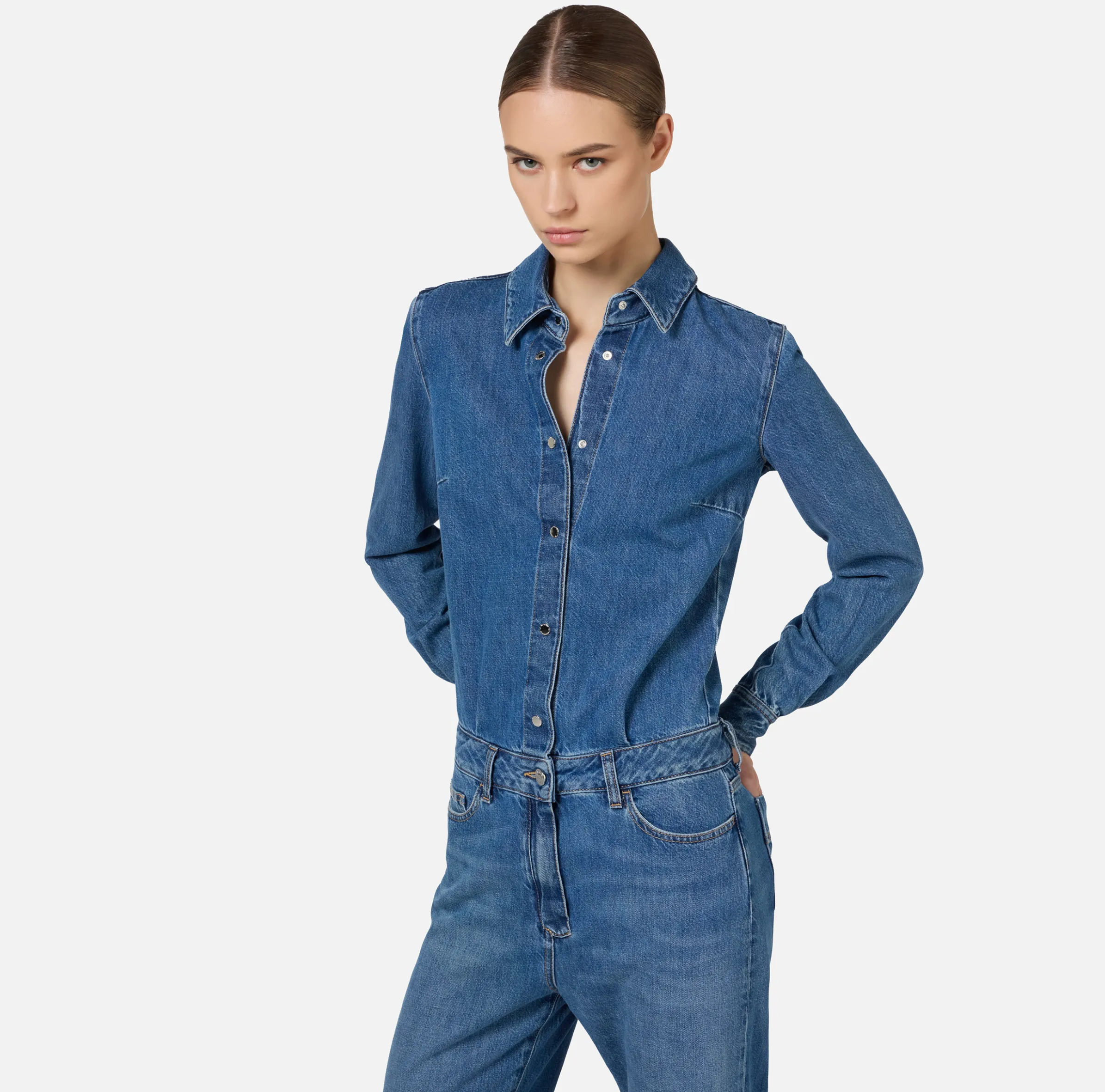 Tuta in denim con camicia